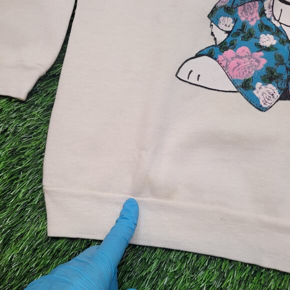 VTG 1985 Funny Rabbit Sweatshirt Womens Large (Tagged M) Cropped 3/4 Sleeve - Picture 4 of 8